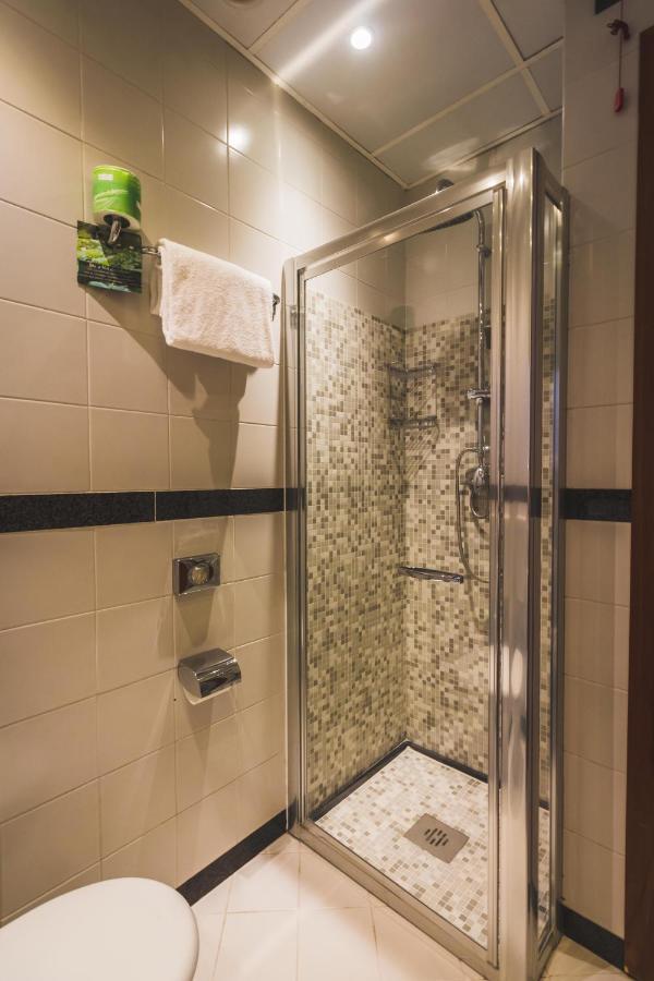 Standard Single Room,1356193685:JPEG
