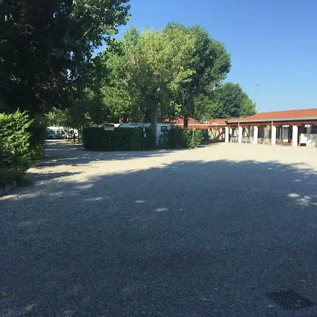 Camping Venezia Village-2